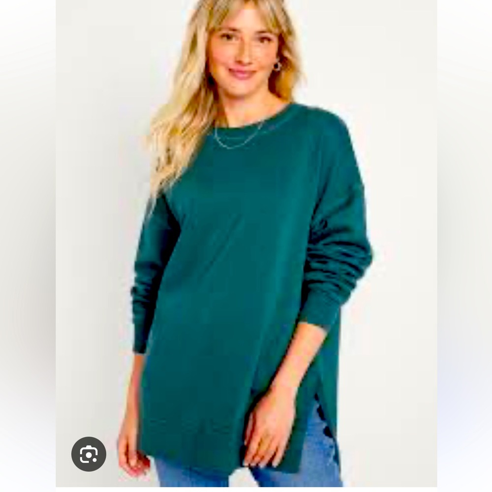 Old Navy Women’s Oversized Tunic Sweatshirt